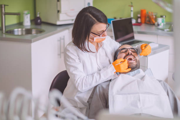 Best Emergency Gum Treatment in Plantation, FL